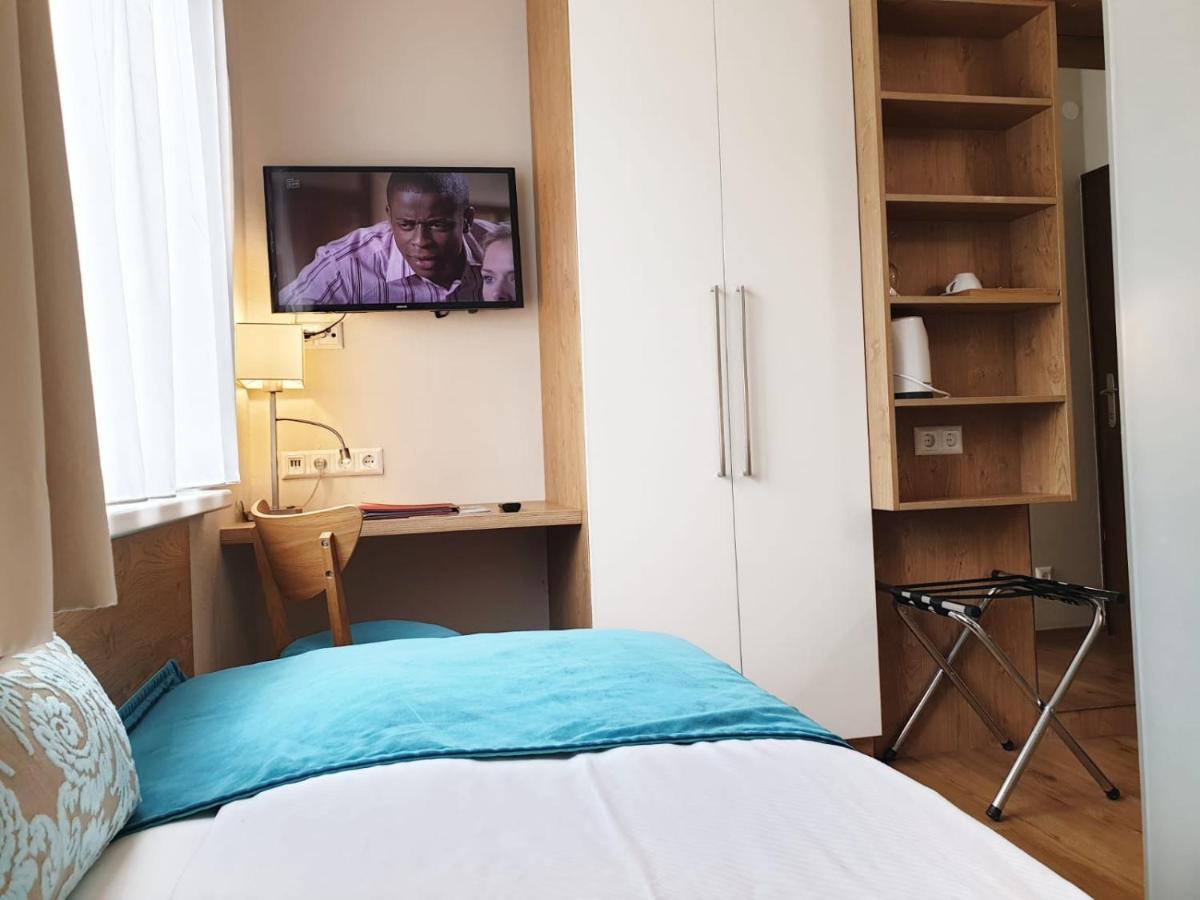 Hotel Garni Wurzer Velden am Woerthersee Luaran gambar